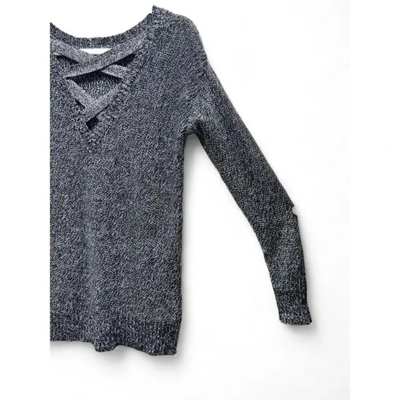 Arizona Jean Co Women's Gray Long Sleeve V-neckline Sweater Size Small - Picture 3 of 9